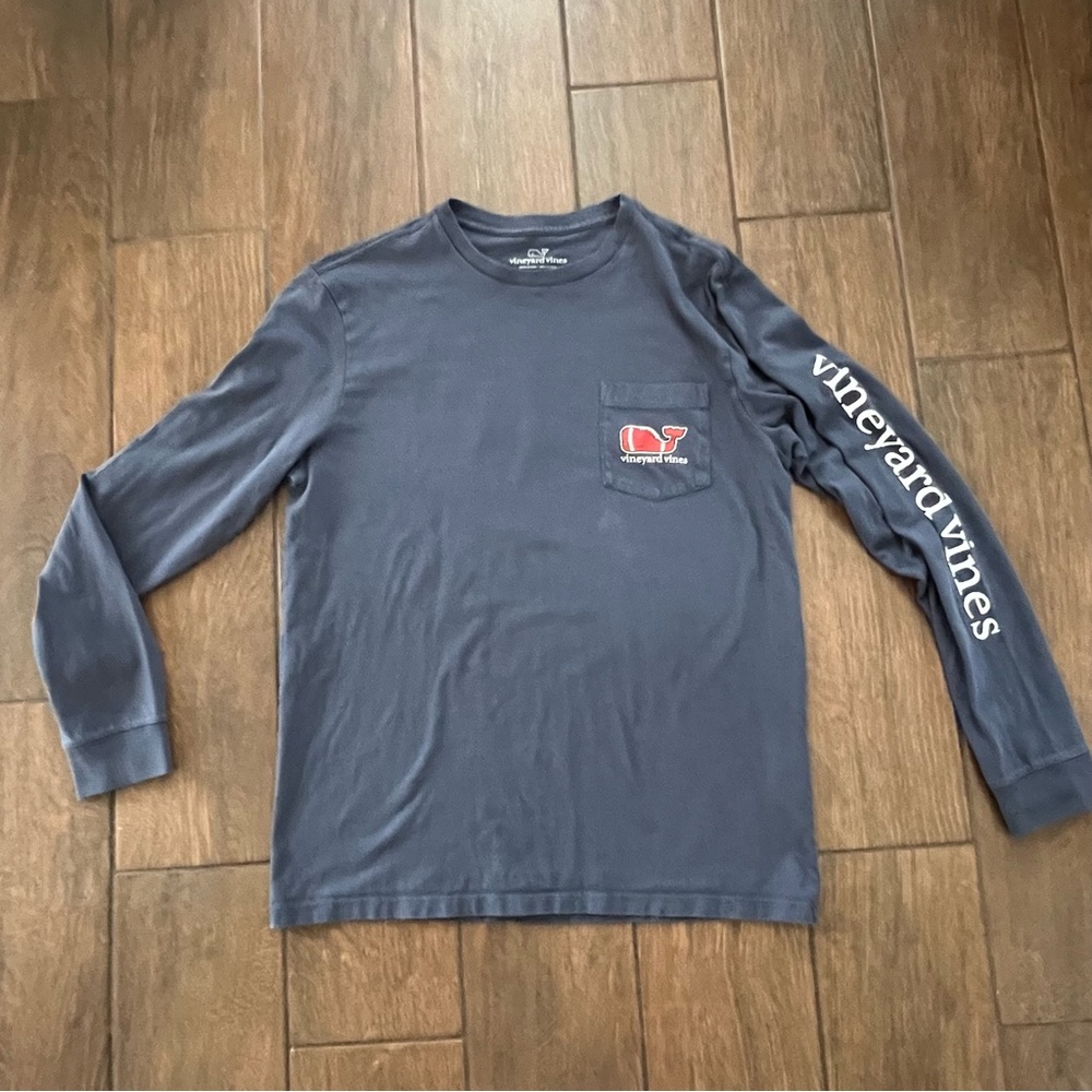 Vineyard Vines Football Whale Long Sleeve Pocket T Blue sz S